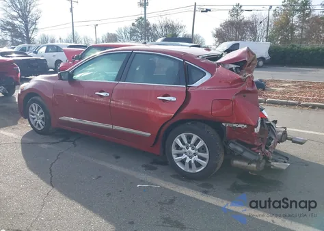 2015 Nissan Altima 2.5 S z USA, uszkodzony, nr VIN 1N4AL3AP2FN879429